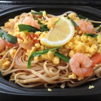 赤い帽子の焼き菓子でティータイム