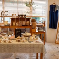 花菖蒲を見てシフォンケーキのお店へ