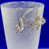 蝶のピアス （Butterfly earrings）