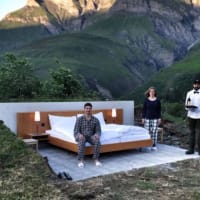 世界初　スイスで屋根のないホテルがオープン 