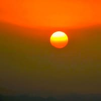 入梅前の荒尾海岸の夕陽・・・2025年6月