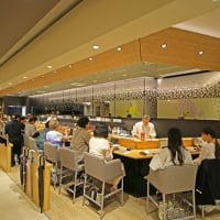 KITTE大阪 5