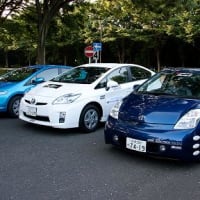 新型プリウスVS新型インサイトで、東京～熊本　燃費記録に挑戦
