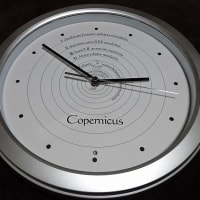 逆回転電波時計“コペルニクス掛け時計”ができました！