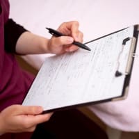 女性の薄毛、解決の鍵は頭皮にあり！