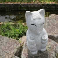 今年も湯田温泉街の子狐像に再会です。