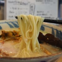 CAFE&NOODLE BAR GADO-GADOへ行こう