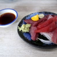 目に青葉 山ほととぎす 初鰹をいただいた日　can enjoy fresh spring bonito sashimi in spring