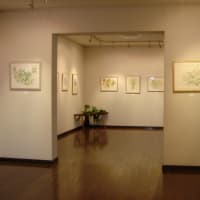 個展