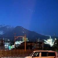 山小屋の灯り
