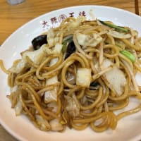 ザル蕎麦に焼きそば？(≧▽≦)