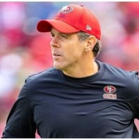 ブライアン・グリーシーはナイナースQBコーチを辞めていた
