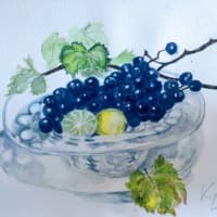 ガラス皿と葡萄