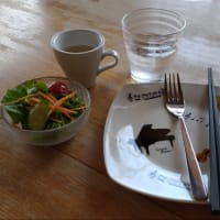 本日は下呂温泉グルメの紹介ではありません。　下呂のお隣の加子母にあります【樹らり】さんでピザ🍕をいただきました😊2025/03/25