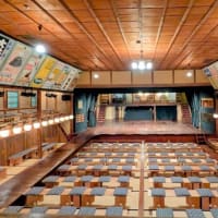 映画「国宝」を見て出石永楽館に行く。