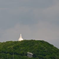 2025.06.11(水)AM06:22の藻岩山・平和祈念塔・手稲山・三角山・円山