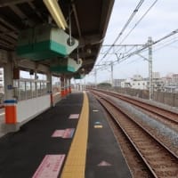 東武　小菅駅