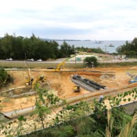 辺野古弾薬庫新ゲート建設現場と美謝川切り替え工事の様子