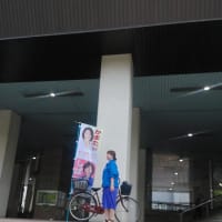 今朝も駅にて