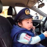 パトカーと白バイ
