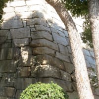 花隈城の石垣を修復しました。