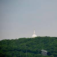 2025.05.31(土)AM07:07の藻岩山・平和祈念塔・手稲山・三角山・円山