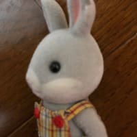 フロッキーの剥がれたシルバニア修理してみました のんきだいありー2