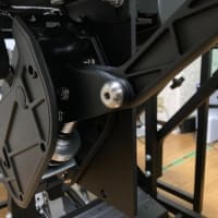 ハンドブレーキをいよいよ取り付け