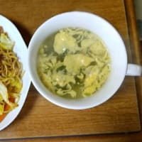 ５/８　ひるごはん　やきそば