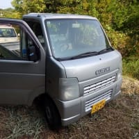 スズキ・キャリイ　２００２年　４WD　シルバー