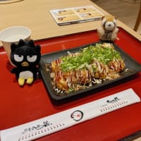 オヤツはフードコートのネギたこ焼き…