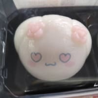 食べマスモッチ　サンリオ