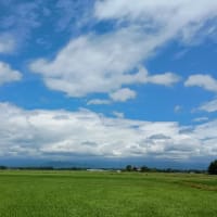 かけのぼる 堤防の入道雲が わくわく わいてた はるかさらうように ~ただわけもなく・清流ー松任谷由実・吉田拓郎
