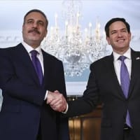 トルコ外相とアメリカ国務長官がロシア＝ウクライナの平和について話し合った