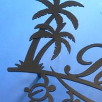 ヤシの木×波×ホヌ×イルカ×モンステラをモチーフにしたハワイアン表札