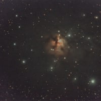 NGC1579 北の三裂星雲