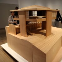 国立新美術館で、『リビング・モダニティ 住まいの実験 1920s~1970s』を観ました。