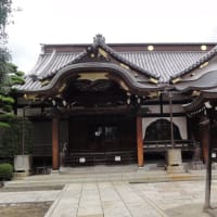 立善寺（りゅうぜんじ）山門には黒大国（鎮座）やバイキン・マンが居るのに吃驚！