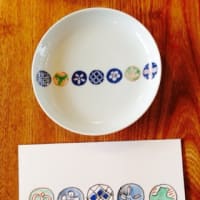 丸い模様 Ajaa 丸い模様 Ajaa