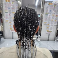 東京のインターナショナルビューティーサロン：ヘア、ネイル、まつげ、フットスパ、フットケア、フットマッサージ、ブラジリアンレッグワックス。