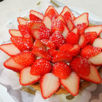 色んな感情味のストロベリータルト