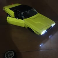 ⑧マイクロエースモーターライズプラモデル　スカイラインパトカー