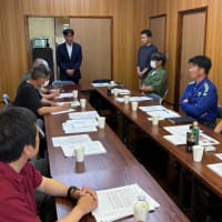 労組会議で挨拶