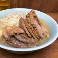 ラーメン小ブタW麺半分ニンニク少々 at Ramen Jiro (ラーメン二郎 池袋東口店)
