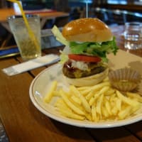 真夏の山梨　標高１０００メートルさすがに涼しかった！