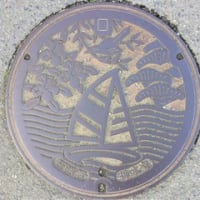 神奈川県三浦郡葉山町のマンホール蓋