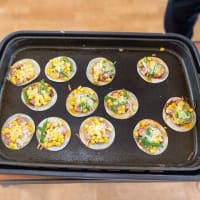 餃子の皮でピザ作り(^^♪