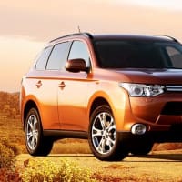 新型アウトランダー、本日発売　三菱自動車