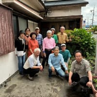 マリーゴールド、ペチュニア、ゴーヤの苗を植え付け