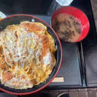 大正元年から続くカツ丼爆盛りの店